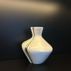 Vase-Coconut-Milk-&-Silver-14x14x18cm